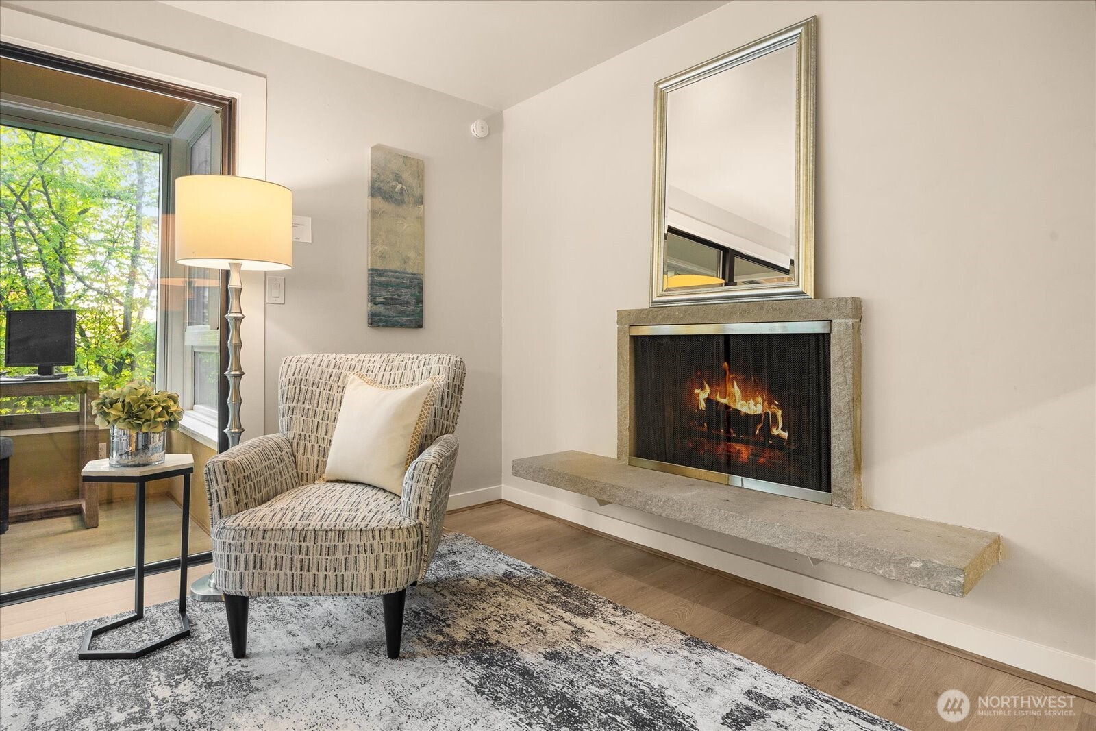 5101 NE 55th Street #103, Seattle, WA 98105