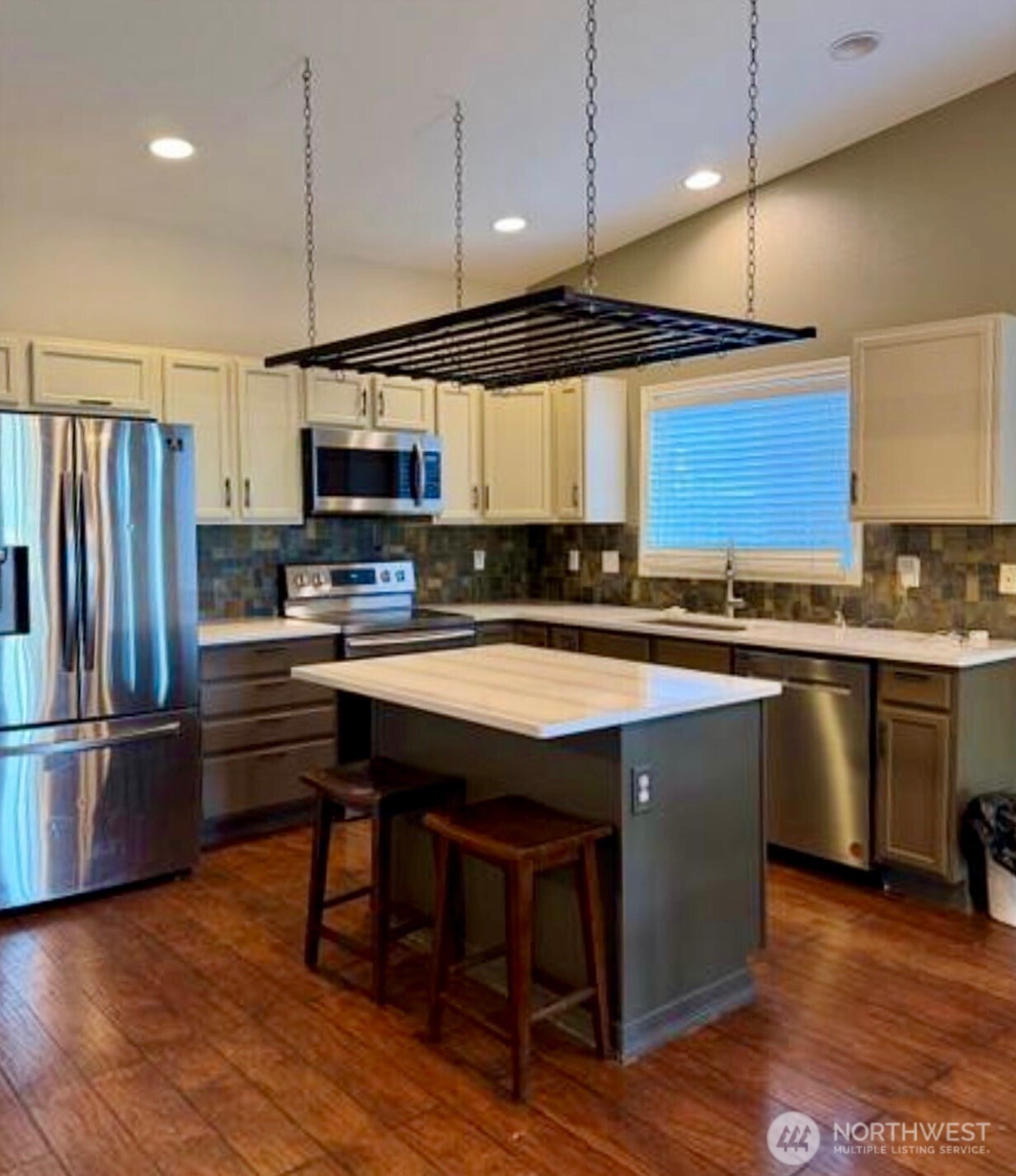 586 L Street SE, Ephrata, WA 98823