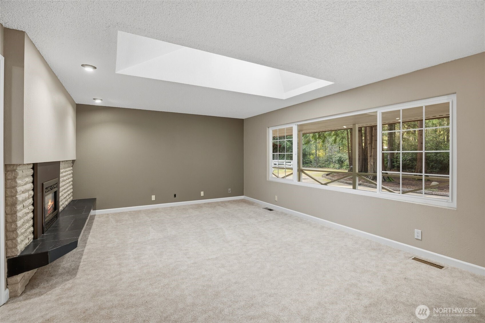 13124 NE Central Valley Road , Poulsbo, WA 98370