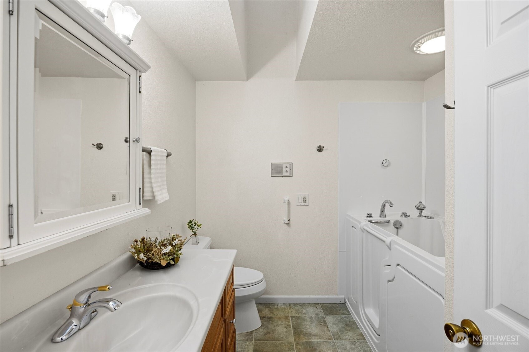 13124 NE Central Valley Road , Poulsbo, WA 98370