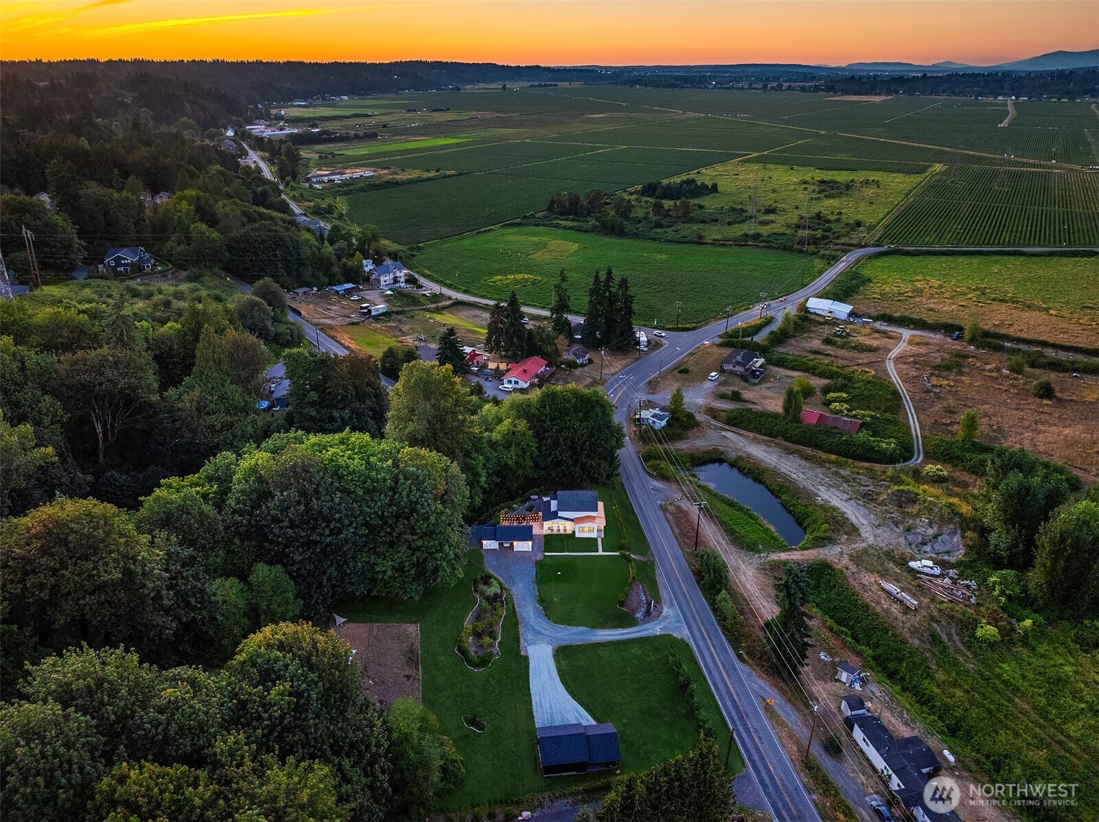 6514 E Lowell Larimer Road , Snohomish, WA 98296-6013
