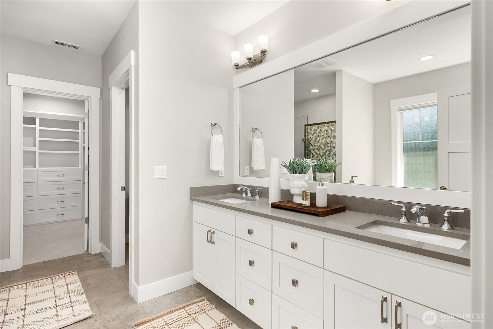 7817 NE Ledgestone Loop , Bainbridge Island, WA 98110
