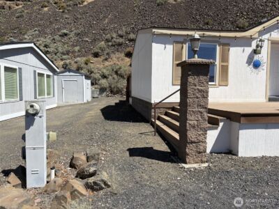 1198 N Section Place , Quincy, WA 98848 - Photo 8
