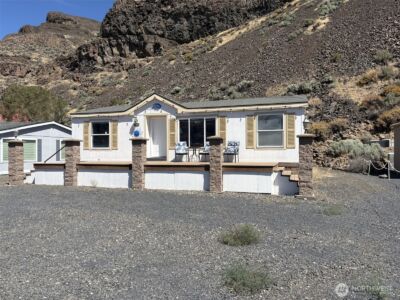1198 N Section Place , Quincy, WA 98848 - Photo 10