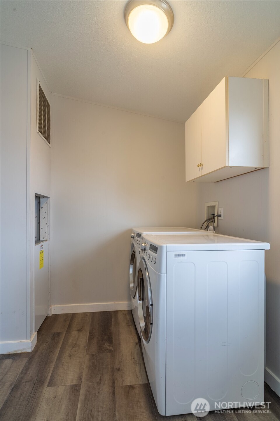 1341 W Columbia Avenue , Moses Lake, WA 98837