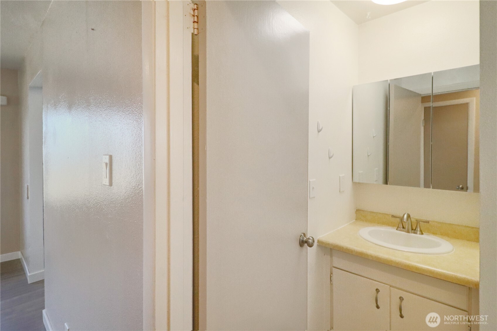 837 NW Duffy Street , Chehalis, WA 98532