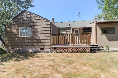 837 NW Duffy Street , Chehalis, WA 98532 - Photo 3