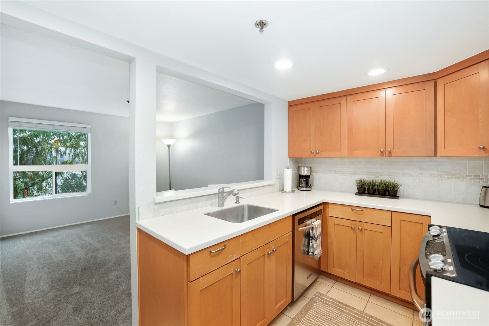 15249 Sunwood Boulevard #A3, Tukwila, WA 98188