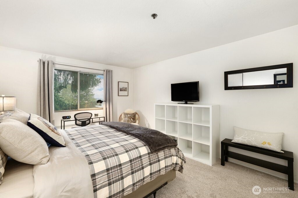 15249 Sunwood Boulevard #A3, Tukwila, WA 98188
