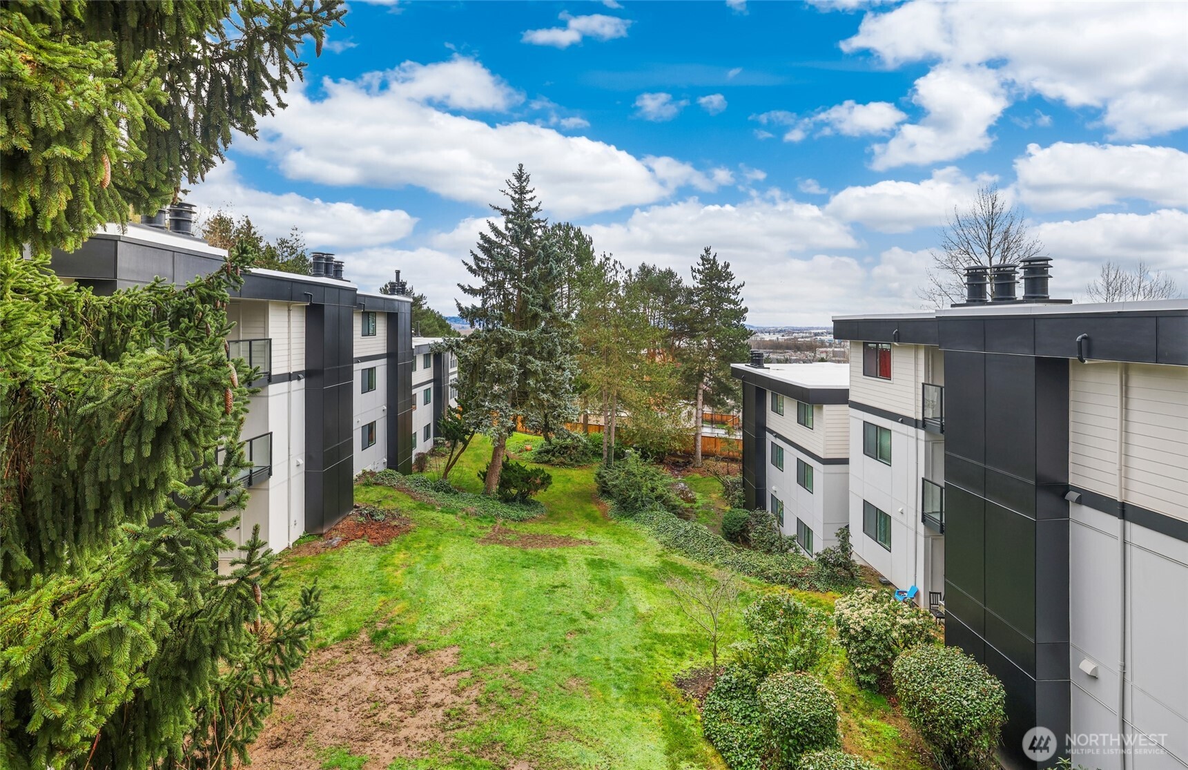 15249 Sunwood Boulevard #A3, Tukwila, WA 98188