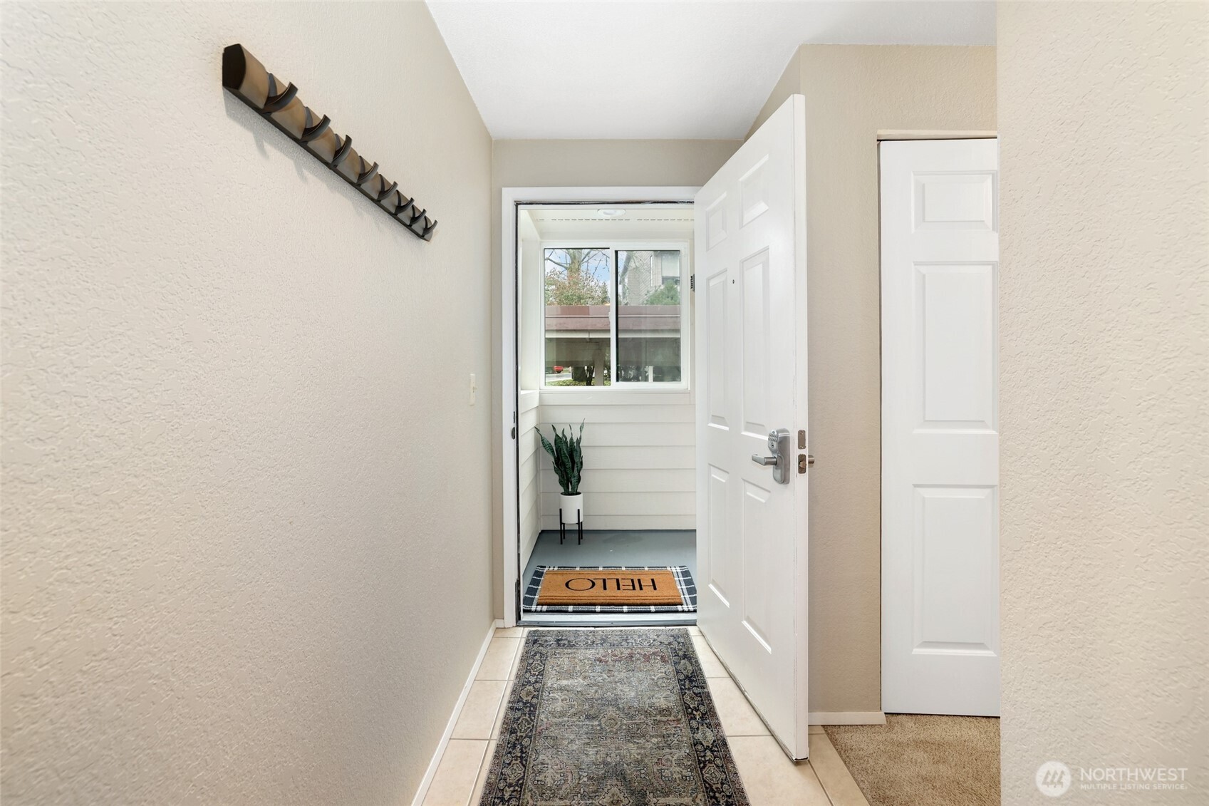 15249 Sunwood Boulevard #A3, Tukwila, WA 98188