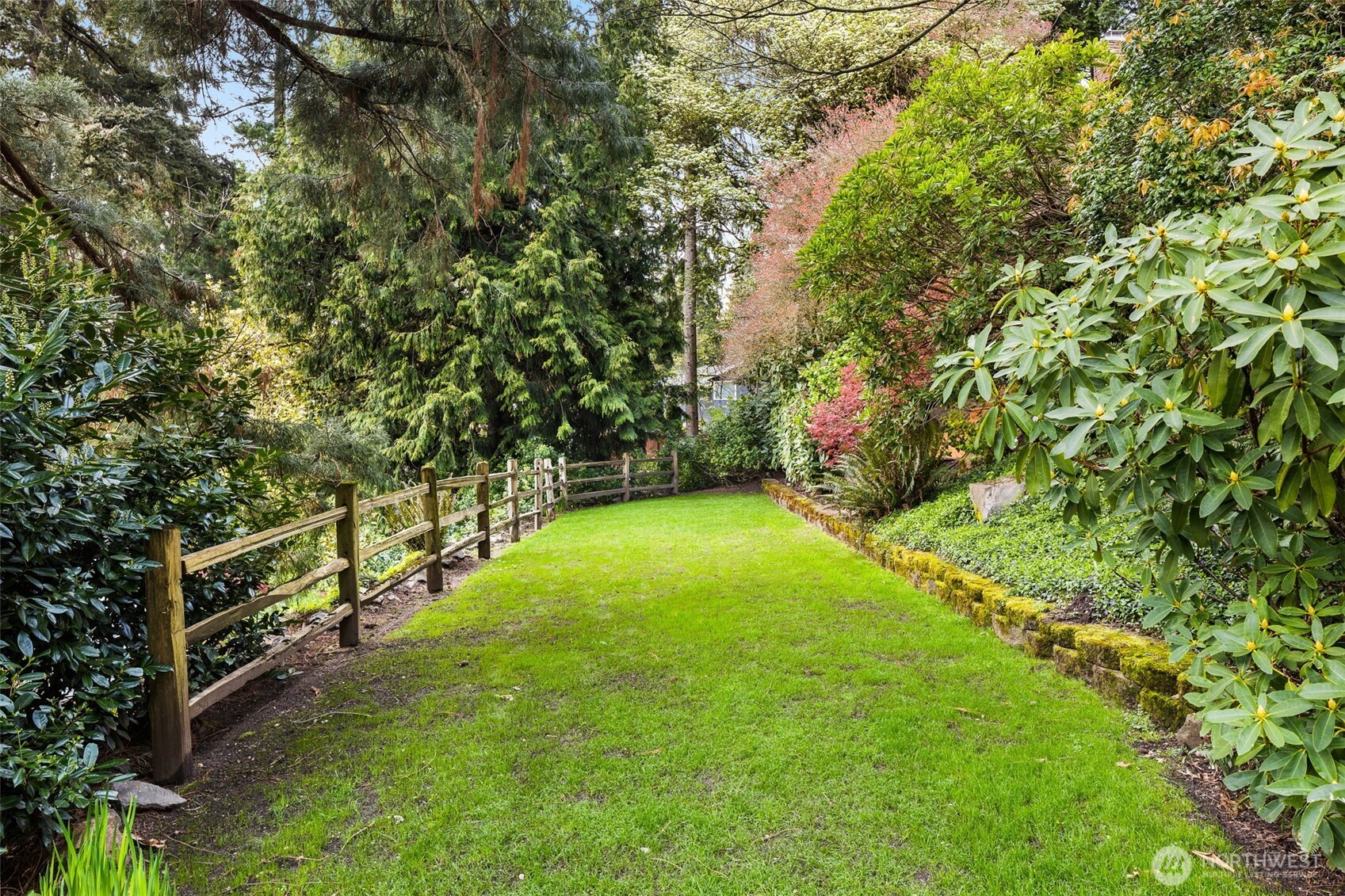 8440 W Mercer Way , Mercer Island, WA 98040