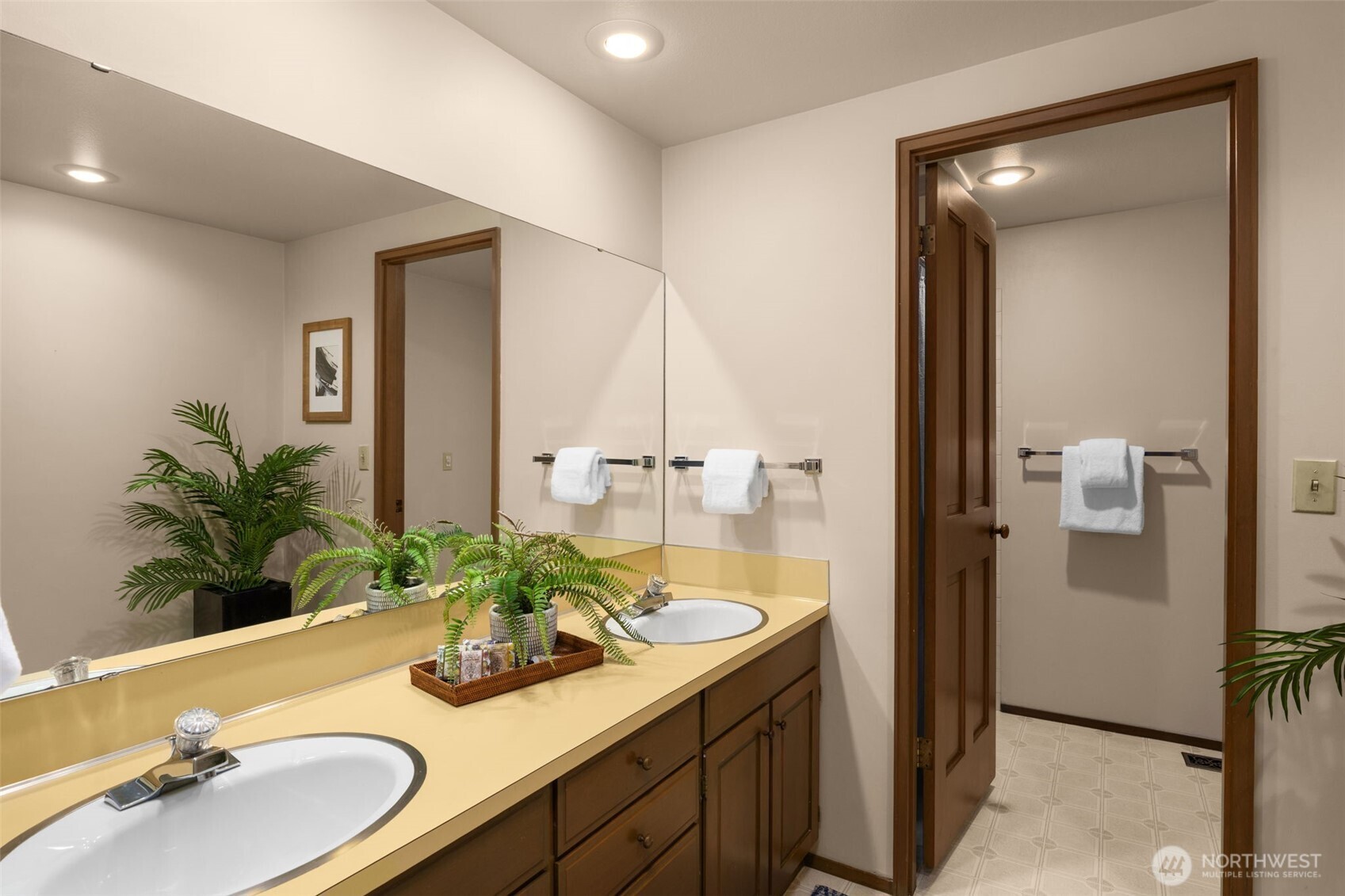 8440 W Mercer Way , Mercer Island, WA 98040