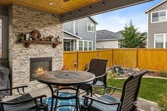 17319 127th Avenue Ct E, Puyallup, WA 98374 - Photo 2