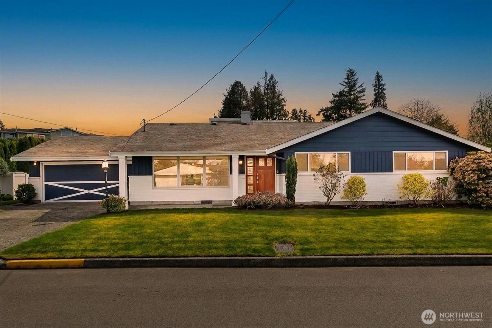 612 Aloha Way , Edmonds, WA 98020