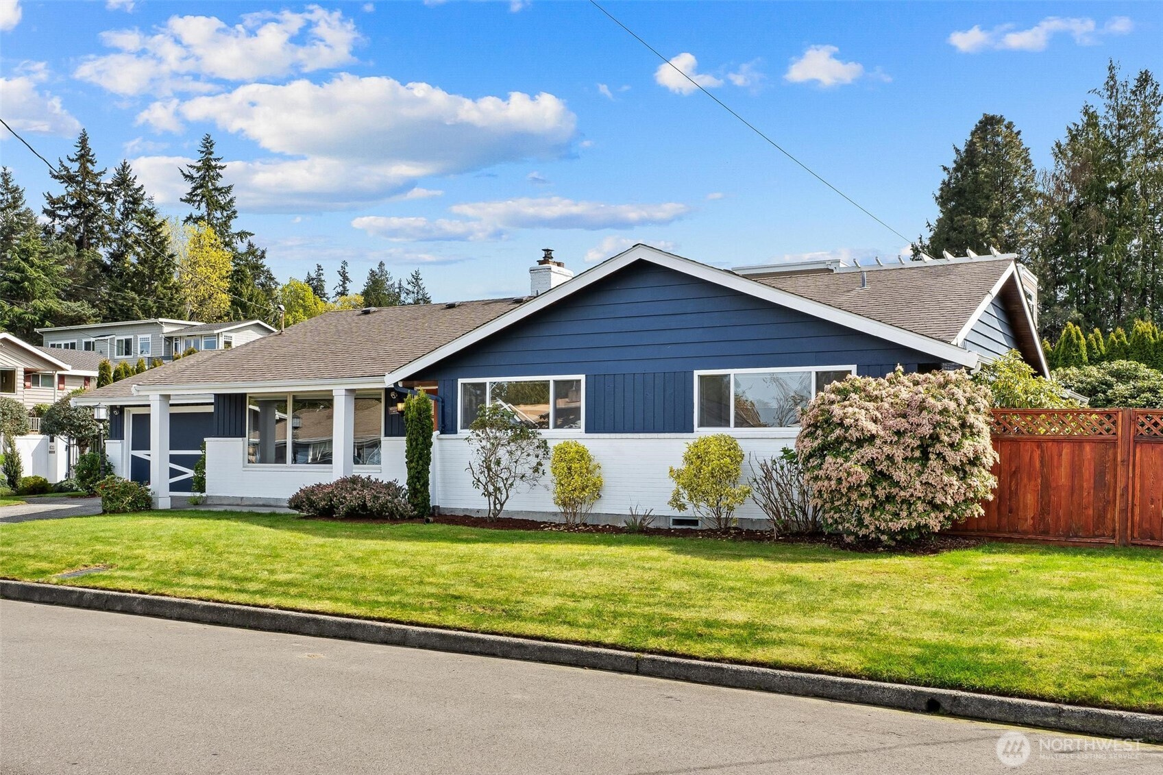 612 Aloha Way , Edmonds, WA 98020