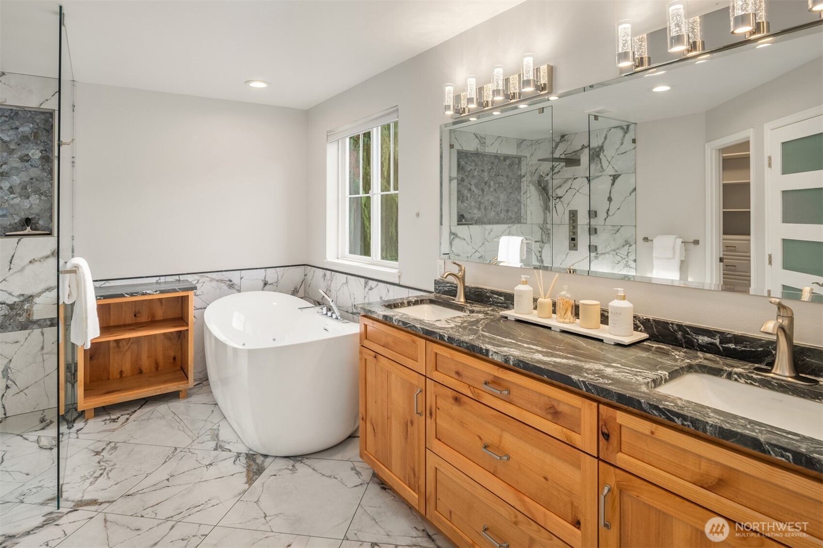 4503 113TH Avenue SE, Snohomish, WA 98290-5562