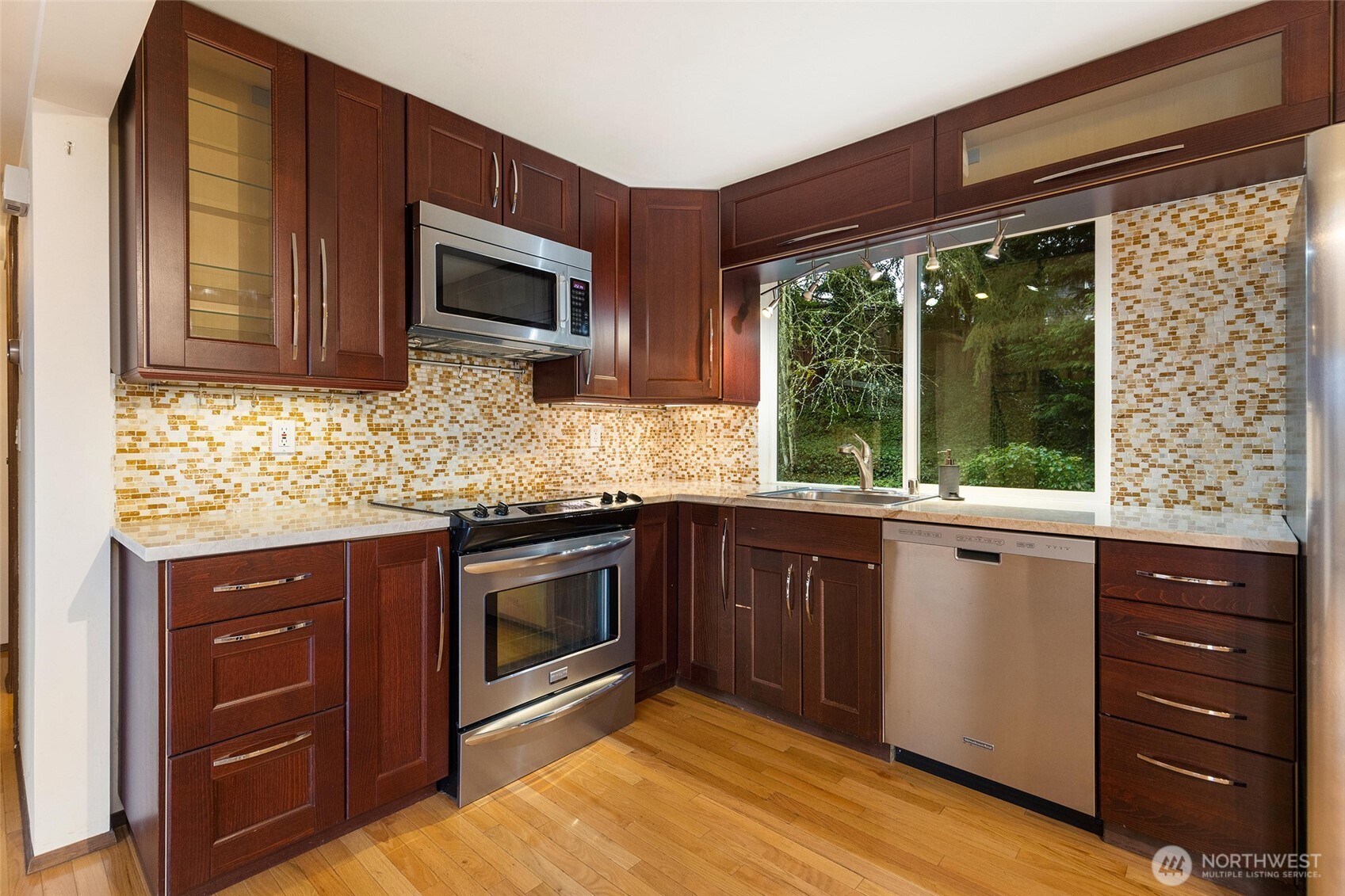 5427 159th Place NE, Redmond, WA 98052