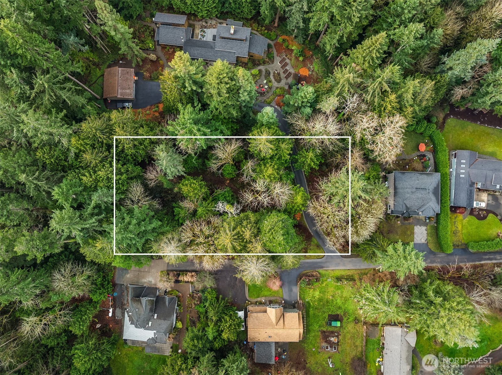 9351 Moss Lane NE, Bainbridge Island, WA 98110