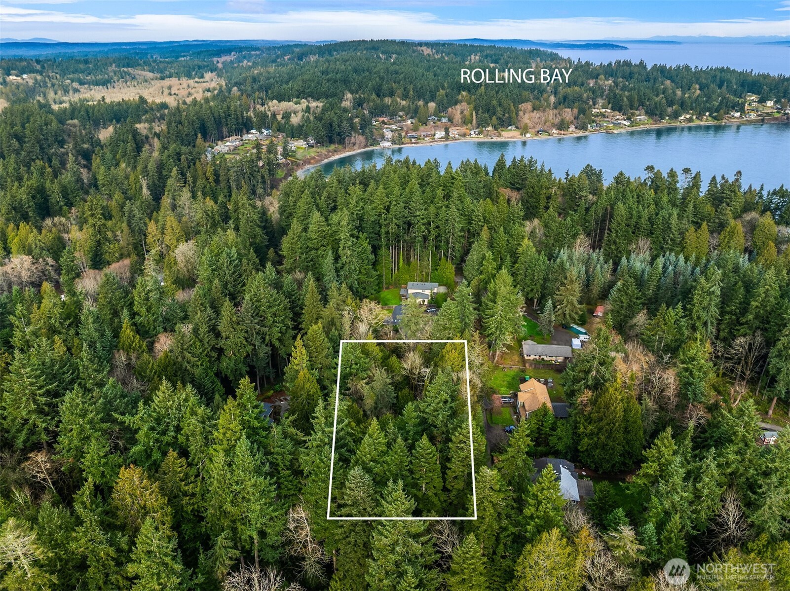 9351 Moss Lane NE, Bainbridge Island, WA 98110