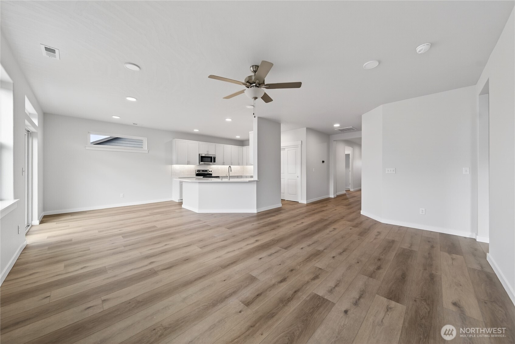 4333 W Sand Hill St. , Moses Lake, WA 98837