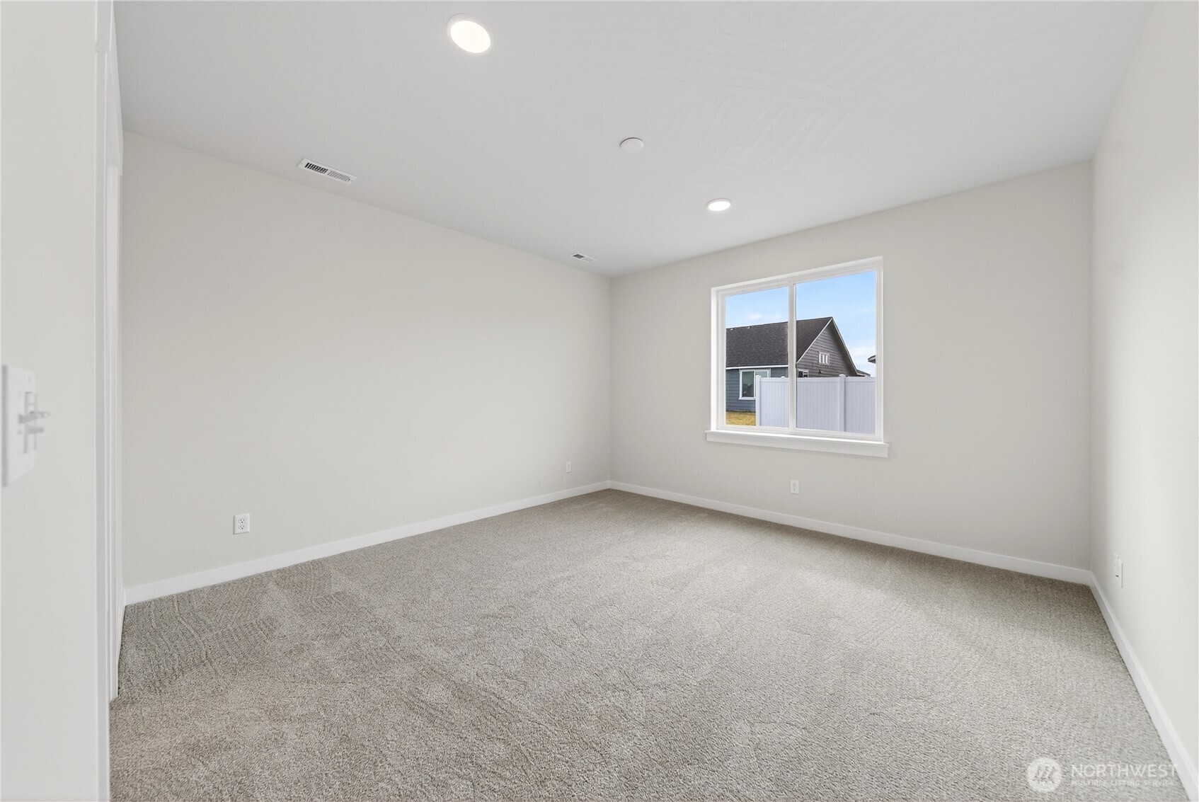 4333 W Sand Hill St. , Moses Lake, WA 98837