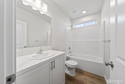 4333 W Sand Hill St. , Moses Lake, WA 98837 - Photo 4