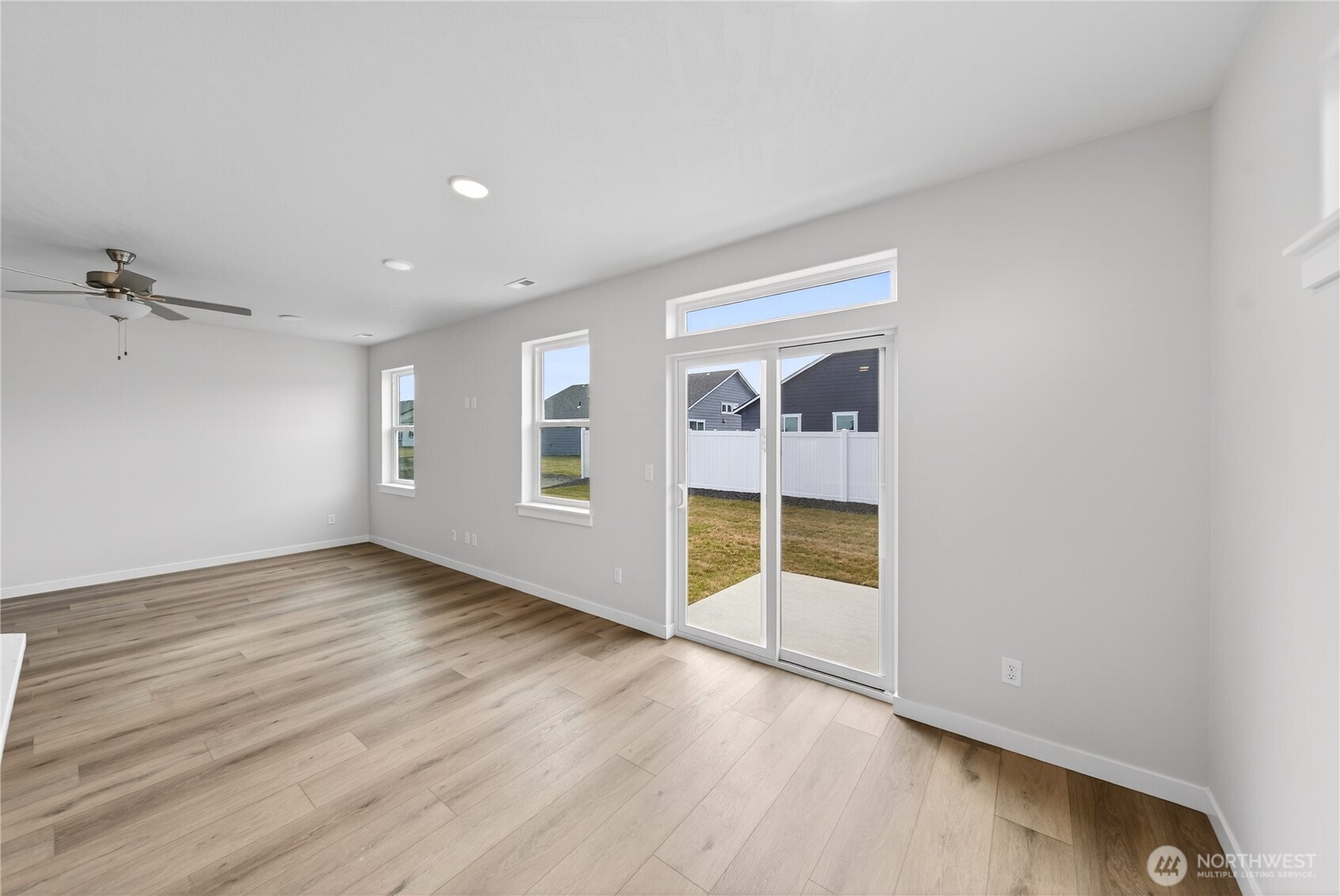 4333 W Sand Hill St. , Moses Lake, WA 98837