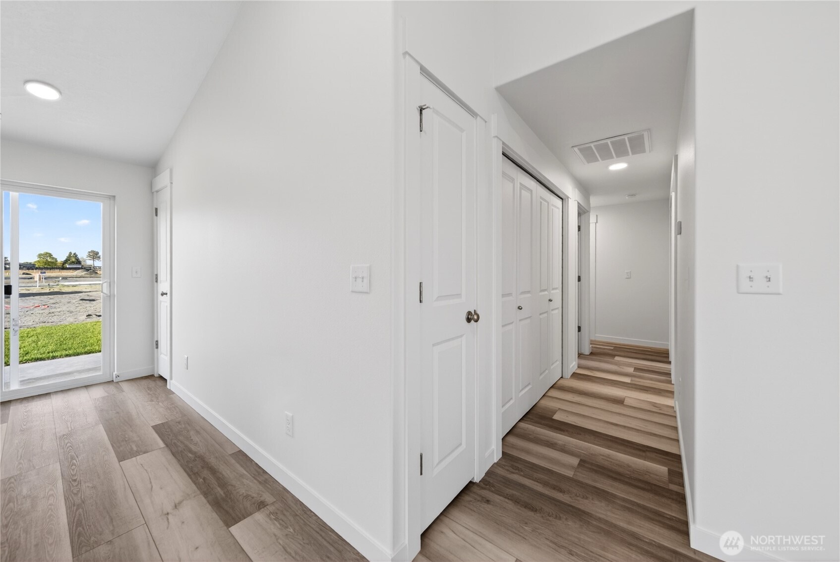 4322 W Redhead Ave , Moses Lake, WA 98837