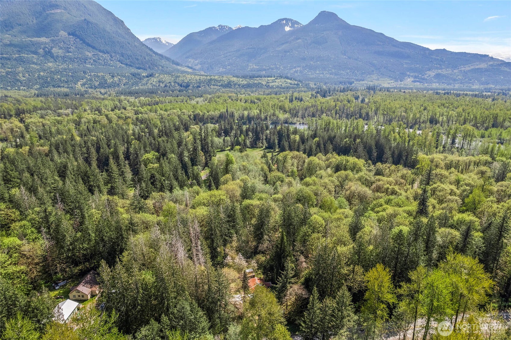 57174 State Route 20 , Rockport, WA 98283