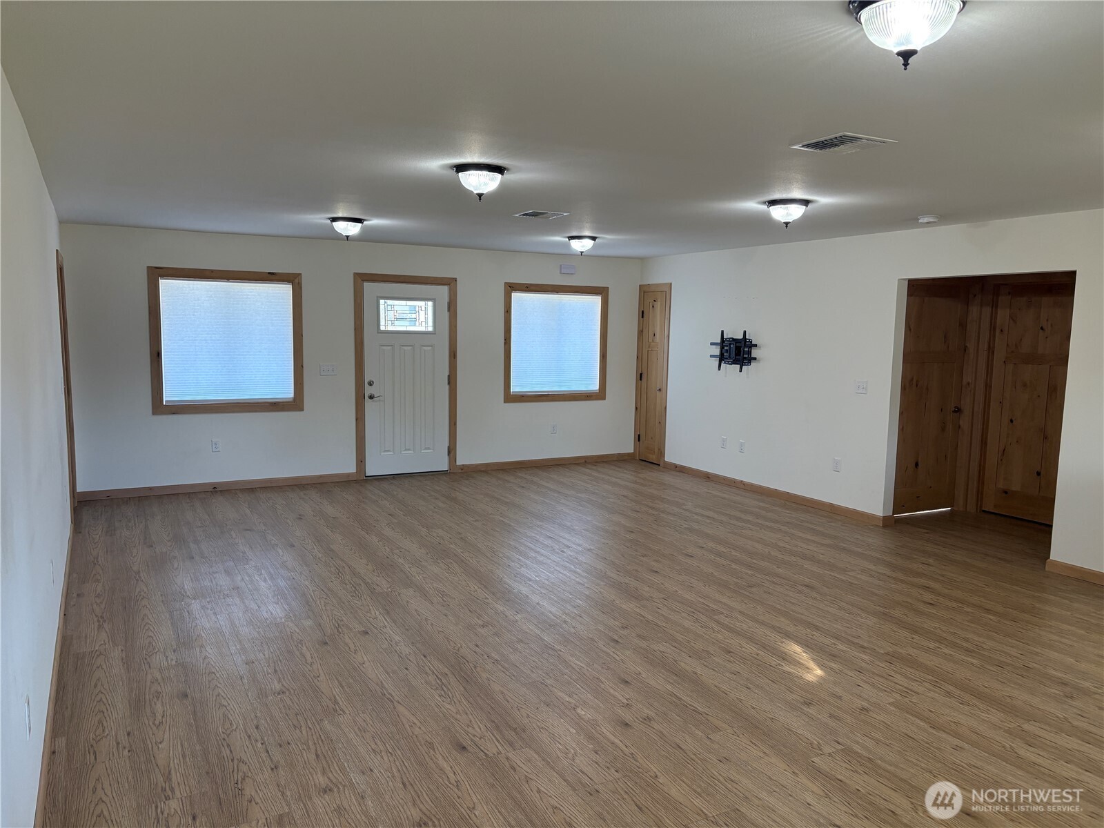 5 Red Apple Drive , Omak, WA 98841