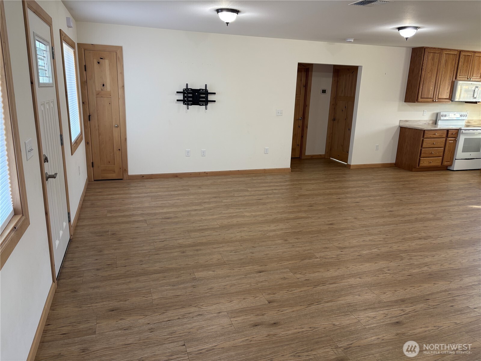 5 Red Apple Drive , Omak, WA 98841