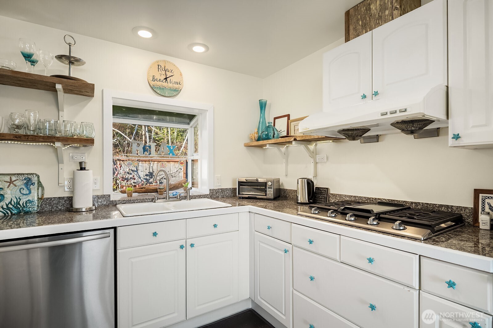 24410 Vashon Highway SW, Vashon, WA 98070