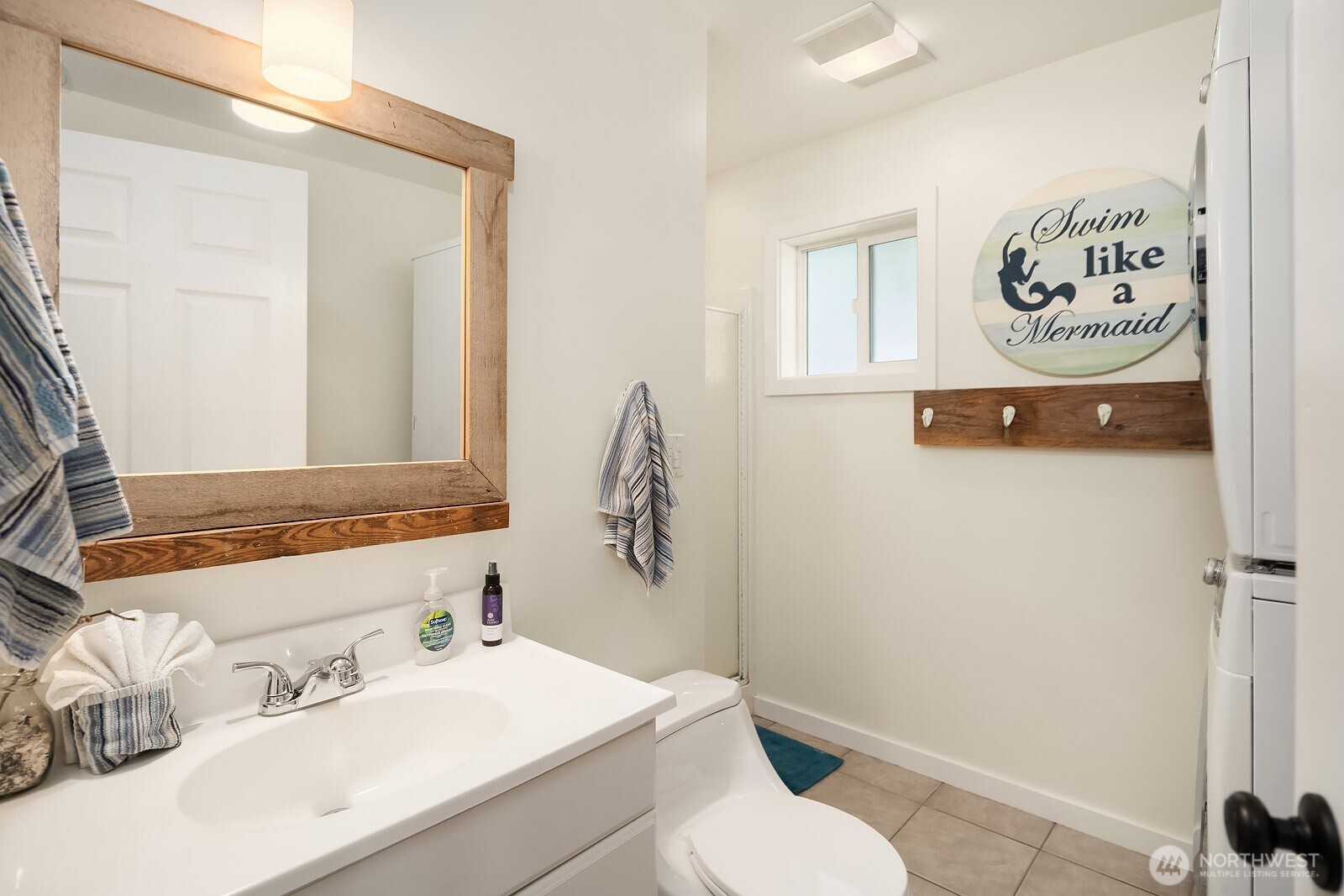 24410 Vashon Highway SW, Vashon, WA 98070