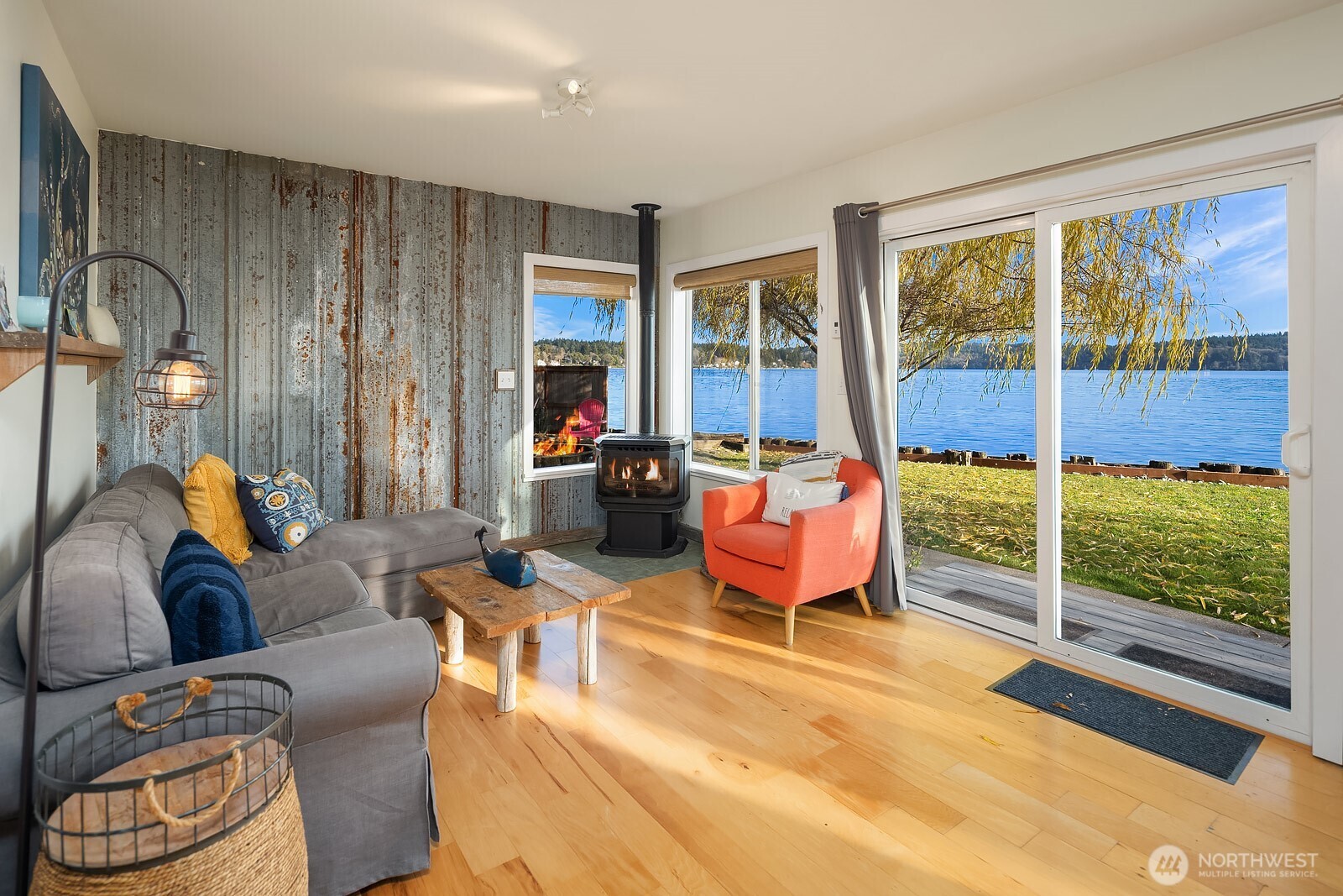 24410 Vashon Highway SW, Vashon, WA 98070