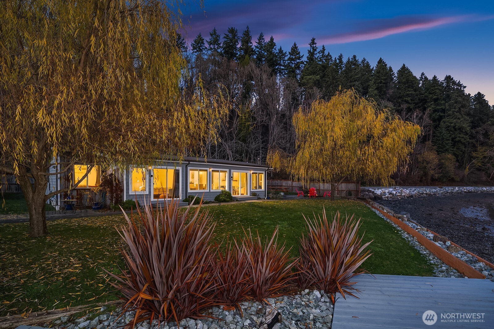 24410 Vashon Highway SW, Vashon, WA 98070