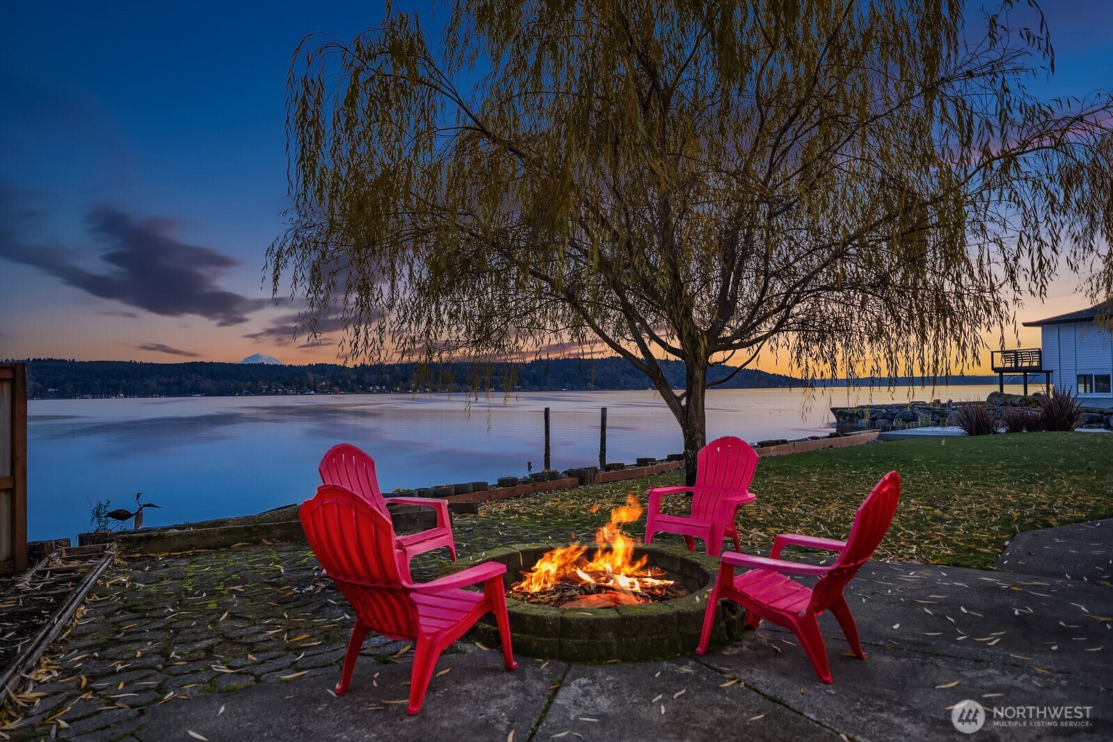 24410 Vashon Highway SW, Vashon, WA 98070