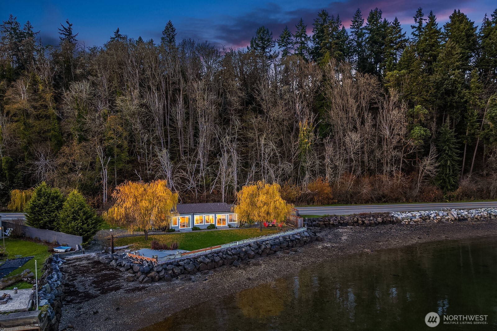 24410 Vashon Highway SW, Vashon, WA 98070