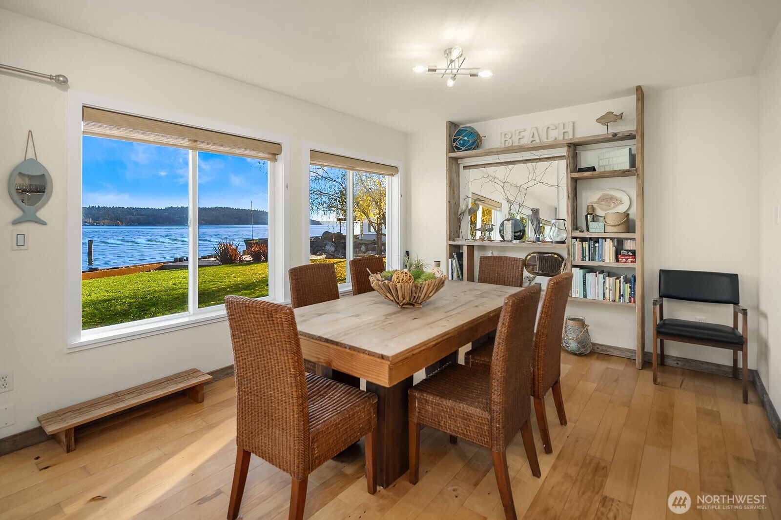 24410 Vashon Highway SW, Vashon, WA 98070
