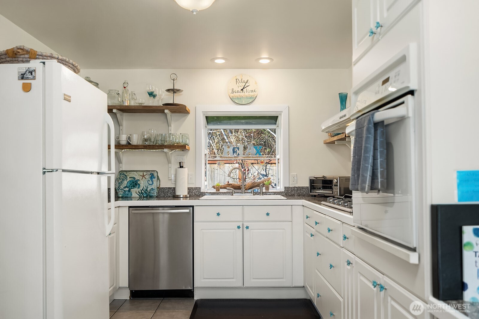 24410 Vashon Highway SW, Vashon, WA 98070