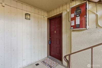 26425 Pennsylvania Avenue NE #4, Kingston, WA 98346 - Photo 22