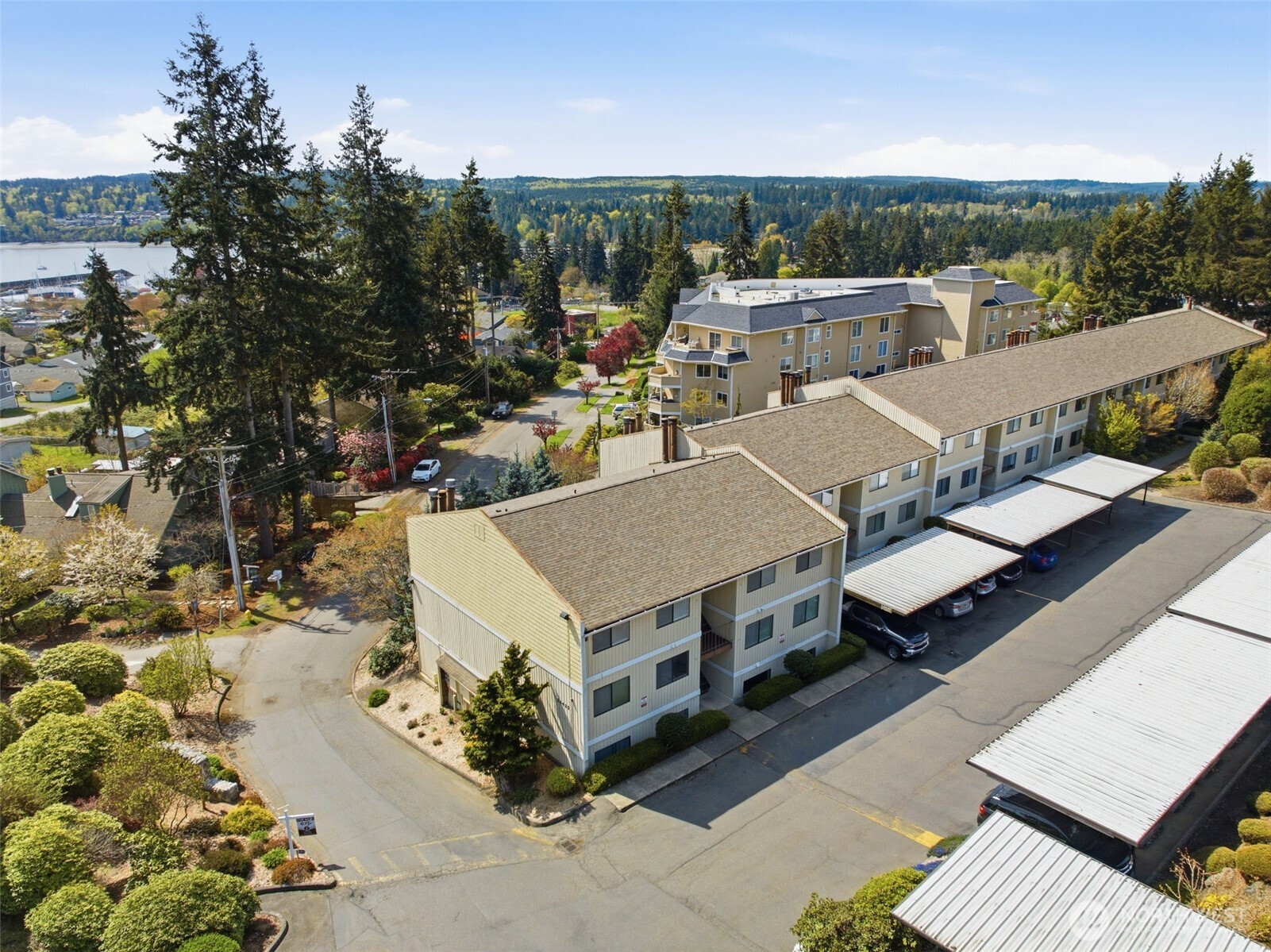 26425 Pennsylvania Avenue NE #4, Kingston, WA 98346