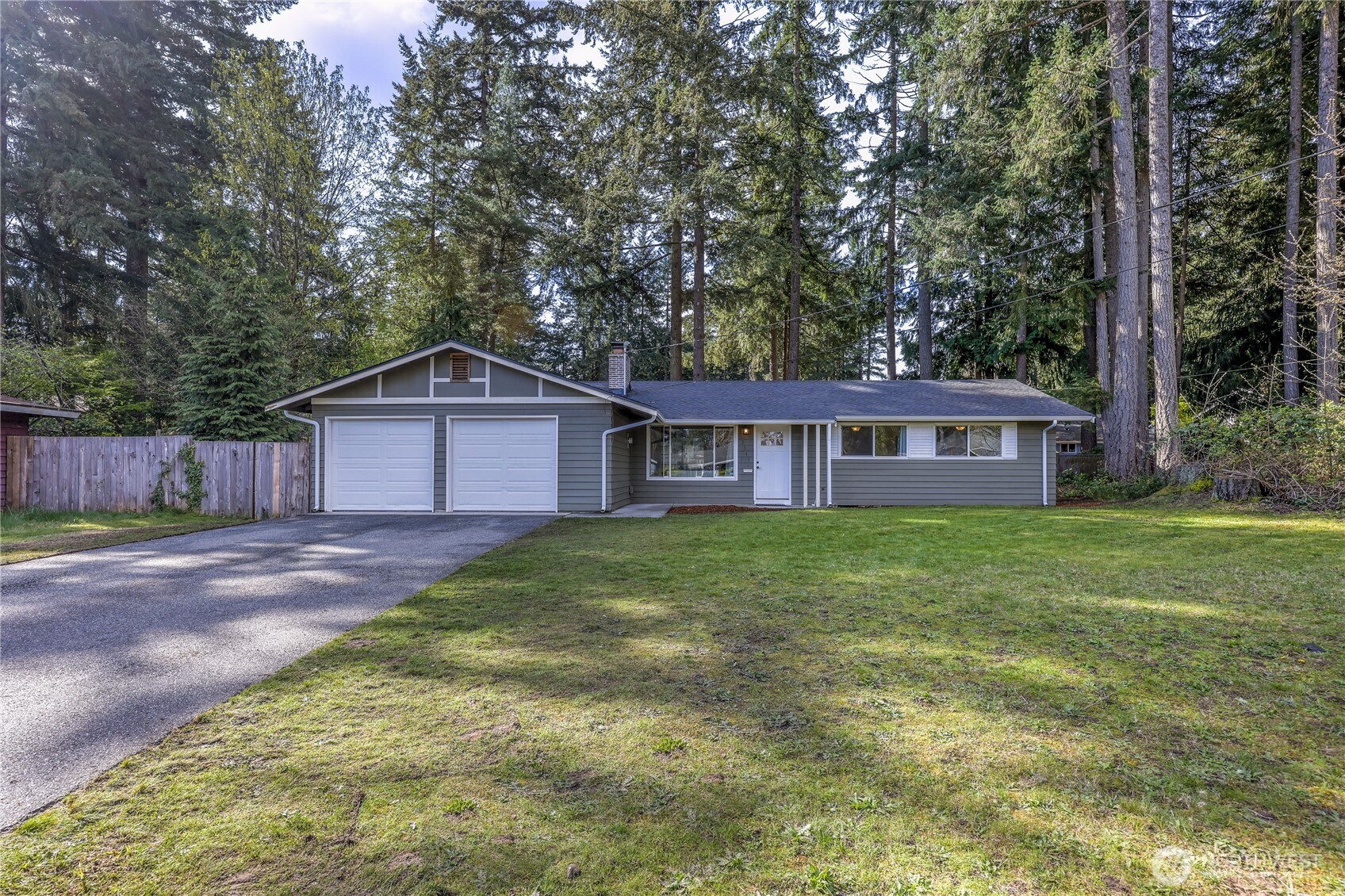 3340 SE Cedar Court , Port Orchard, WA 98366