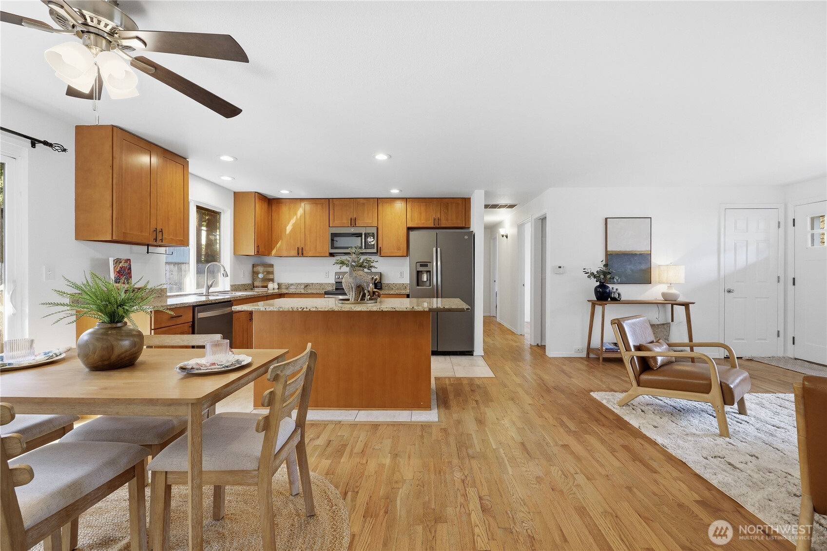 3340 SE Cedar Court , Port Orchard, WA 98366
