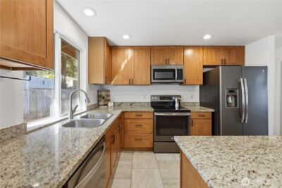 3340 SE Cedar Court , Port Orchard, WA 98366 - Photo 9
