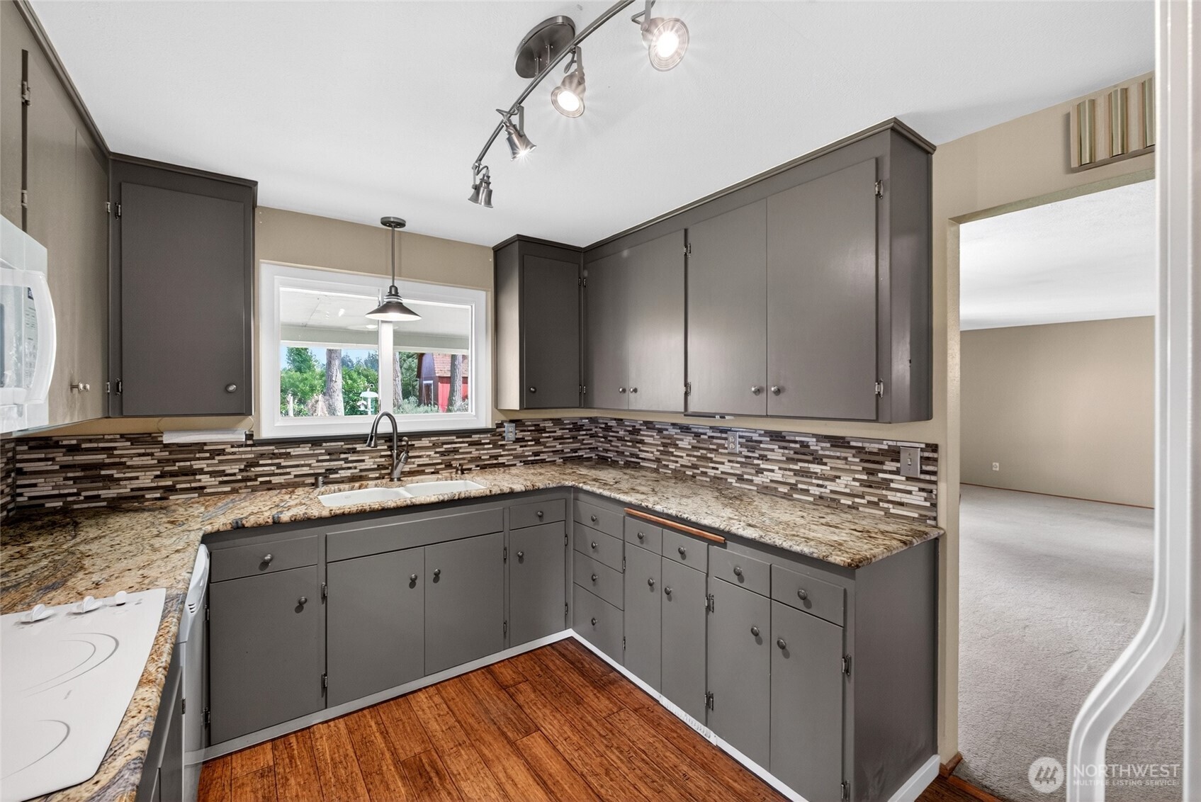 12707 78th Avenue E, Puyallup, WA 98373