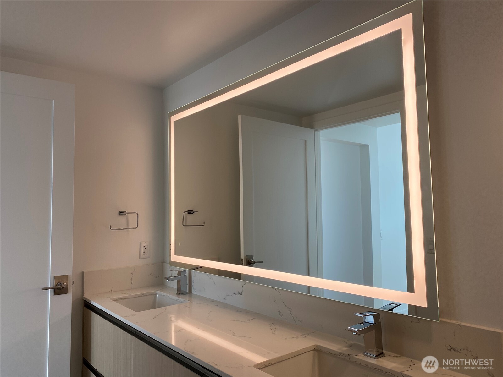 1808 Minor Avenue #1301, Seattle, WA 98101