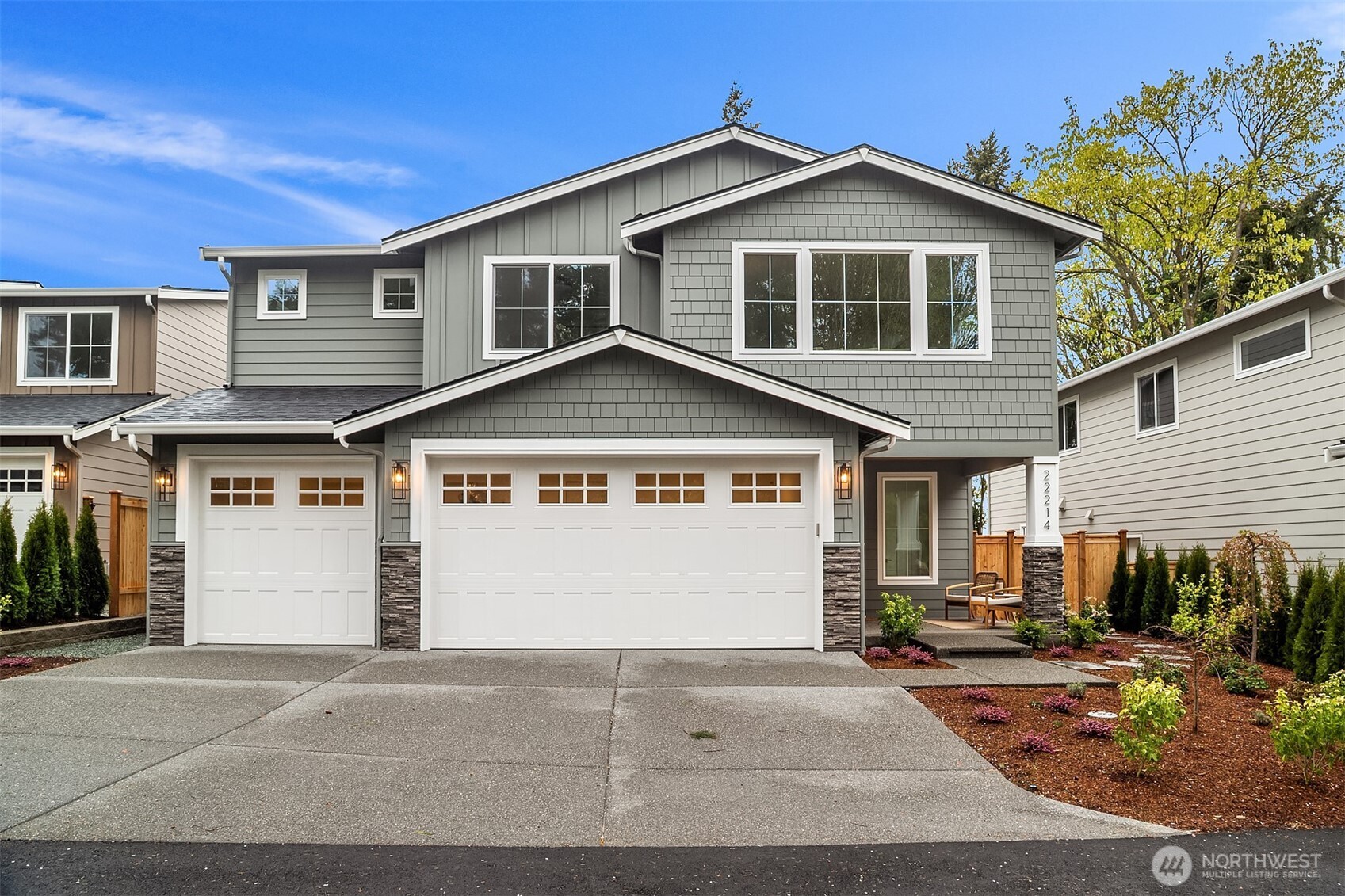 22214 98th Avenue W, Edmonds, WA 98020