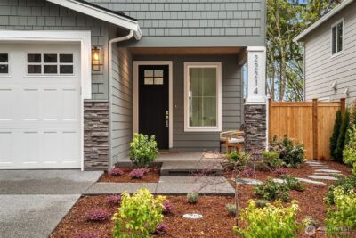 22214 98th Avenue W, Edmonds, WA 98020 - Photo 2