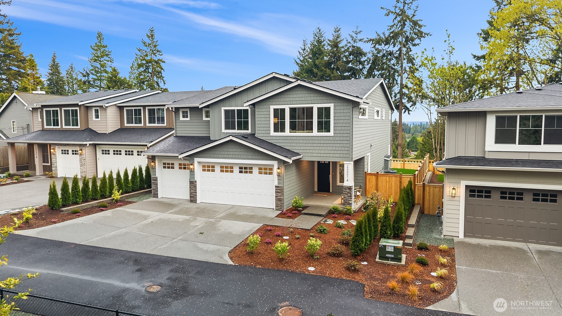 22214 98th Avenue W, Edmonds, WA 98020